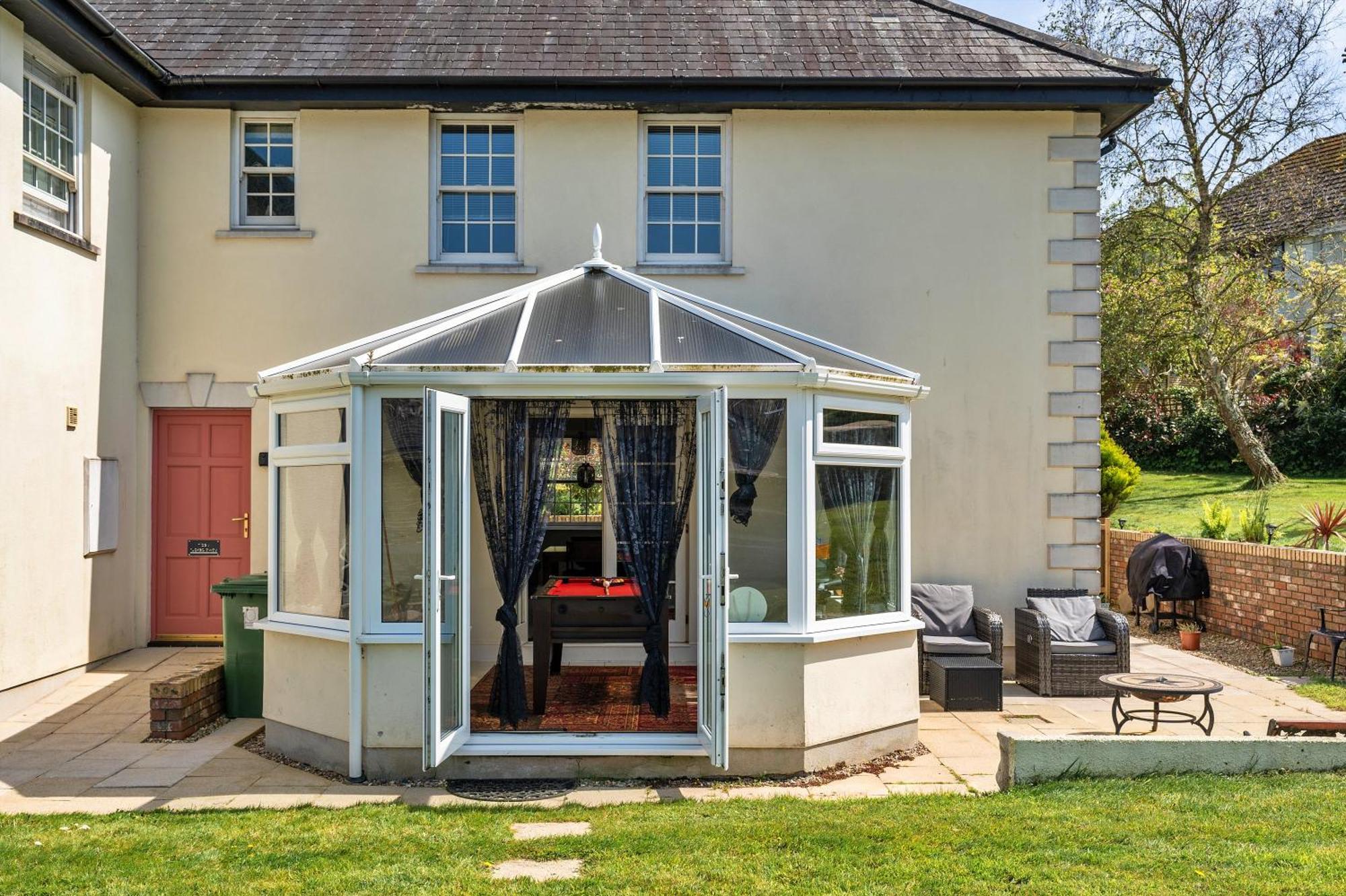 Finest Retreats - Nicely Tucked Away Cottage Torpoint Exterior photo